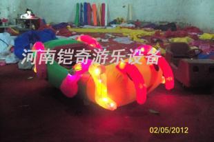 供應(yīng)七彩燈游樂氣模車與雙人充氣電瓶車 創(chuàng)新玩具的娛樂新體驗(yàn)